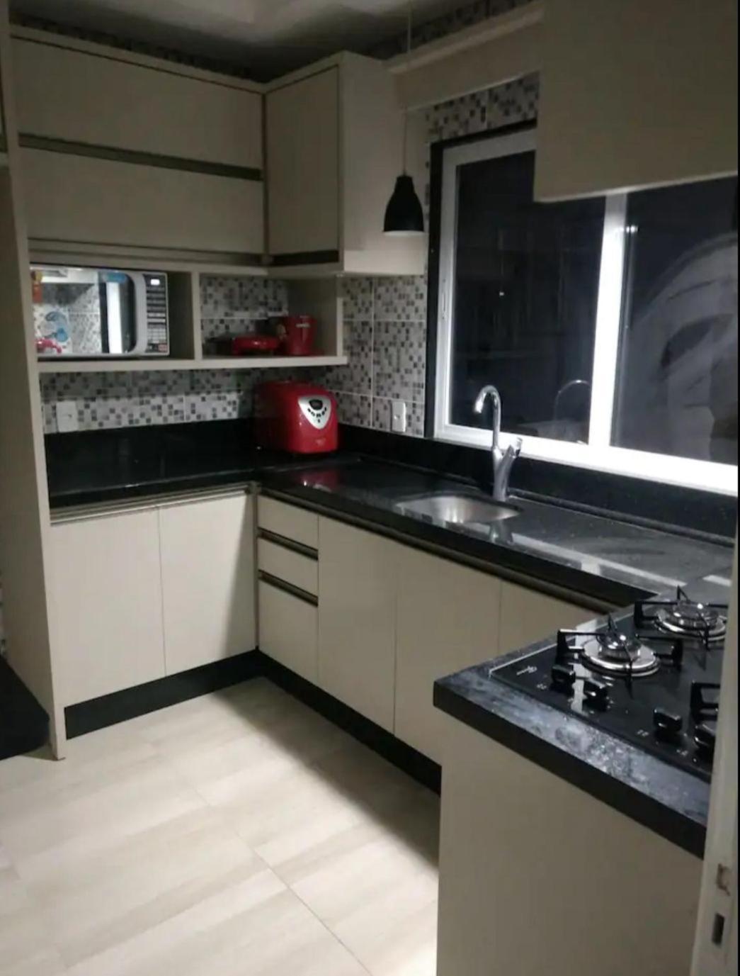 Casa Rosa 300M Da Praia Florianópolis Екстериор снимка
